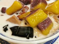 -广信牛奶甜品世家(台东店)