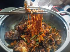 排骨焖面-内蒙焖面大盆骨餐馆(山大路店)