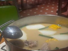 -肥仔文澳门猪骨煲(南京西路店)