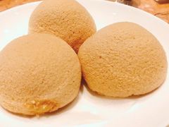 酥皮牛奶包-金玉满堂潮州酒楼(无限极荟购物广场店)