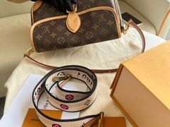 -聚云奢二手奢侈品黄金手表包包回收·中古店(上海店)