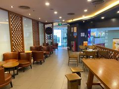 大堂-星巴克(广州正佳广场4层店)