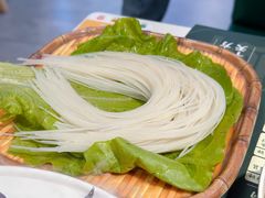 海南粉-椰子湾·海南火锅·糟粕醋·椰子鸡(正大广场店)