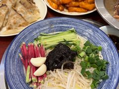 -聚首堂·特色小吃·肘子(什刹海德胜门店)