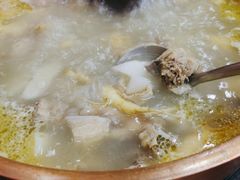 -朴小妹人参鸡汤火锅(长白山万达店)