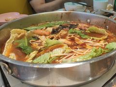 -黄记煌三汁焖锅(银盆岭万达广场店)