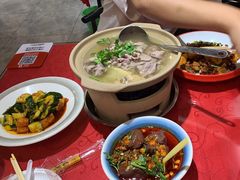 -冯烫烫跷脚牛肉·川菜小馆(武胜西街店)