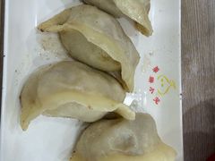 -珊珊小笼馆(仙霞路店)