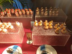 -亚龙湾希尔顿自助餐厅·海鲜·烧烤·沙滩BBQ·现场乐队