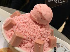 招牌草莓香糕雪冰-相思蜜哒(万象天地店)