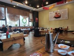 大堂-喇喇排骨火锅·传统韩式脊骨汤(望京西园总店)