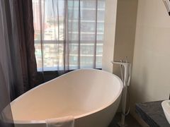 -西贡中心铂尔曼酒店