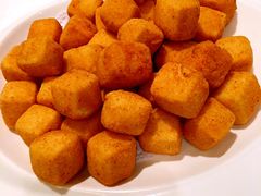 椒盐豆腐粒-帝皇楼