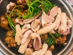 -芳村榕树头叹佬鸡煲(体育西店)