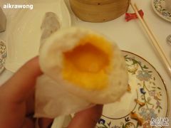 流沙包~很好吃~-翠园(铜锣湾广场店)