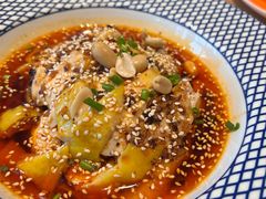 -渝信川菜 · 川味家常菜(财富购物中心店)