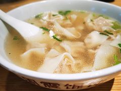 -周震馄饨