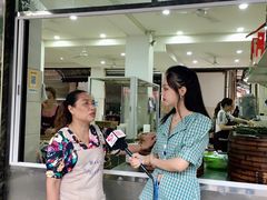 -丽华叶儿粑总汇