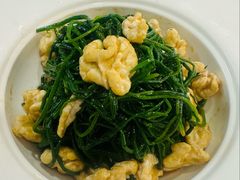 -汗腾格里·风味餐厅(新疆驻京办店)