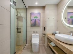 -麗枫(广州番禺长隆南村万博地铁站店)