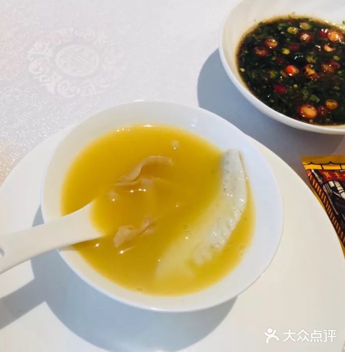 行家海鲜火锅酒家(静安寺店)金沙茶树菇图片