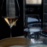 当桃红香槟遇上鱼子酱烤鸭