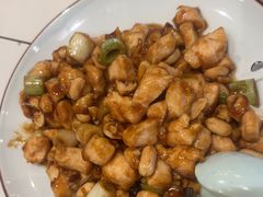 -犇逸·乐山跷脚牛肉·四川现炒(览海店)