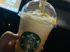 -星巴克(青岛火车北站候车大厅店)