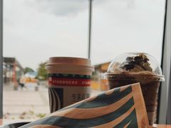 -星巴克(舟山蜈蚣峙店)