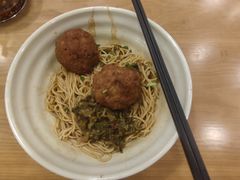 -佬钱湾仔(衣裳街店)