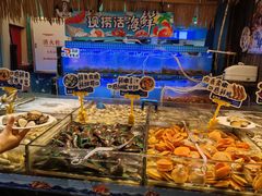 -领鲜活海鲜榴莲自助火锅(东门店)