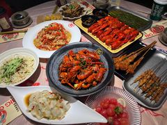 -肥肥虾庄·金牌油焖大虾(汉街SKP店)