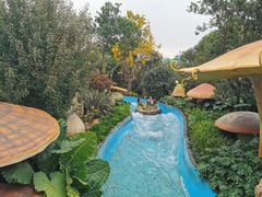 -七彩云南欢乐世界