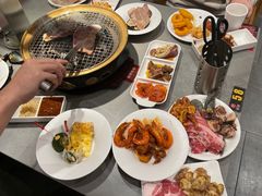 -山焱·炭火自助烤肉(周浦万达店)