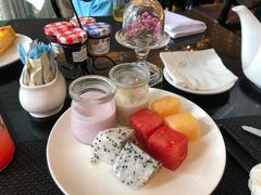 -圣丰索菲特·2 On 988 Café 自助餐厅