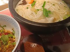 -妈妈故事米线(市府恒隆店)