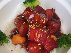 特色红烧肉-巨鼎酒店(擂鼓石店)