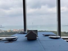 -黄金海景大酒店-旋转餐厅