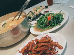 -肥仔文澳门猪骨煲(南京西路店)
