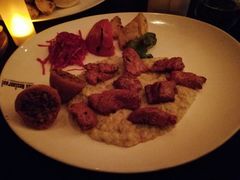 -Efes Turkish & Mediterranean Cuisine 艾菲斯餐厅(陆家嘴店)