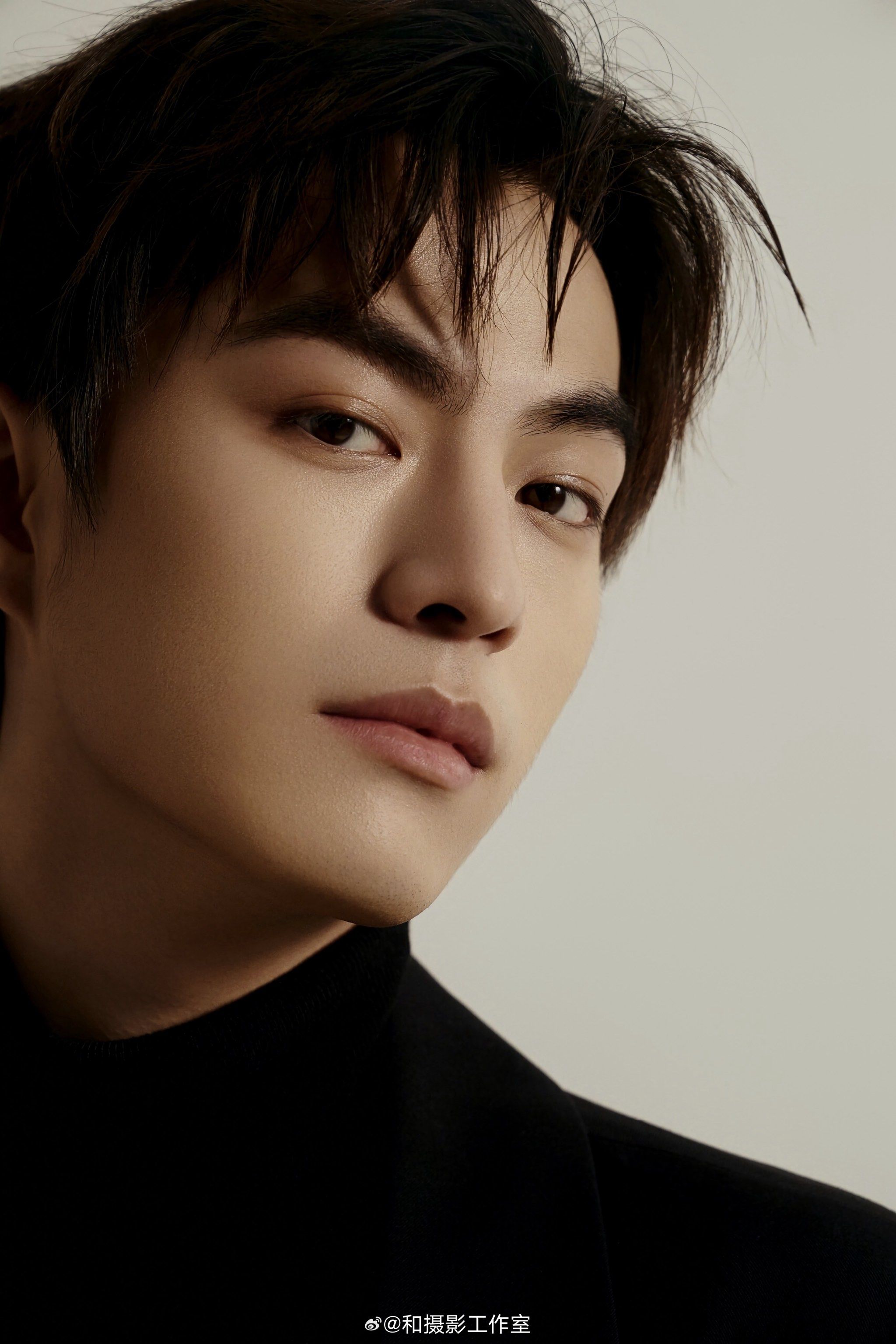 都是各有各的特色不用像任何人
#个人写真 #男生肖像 #男神写真