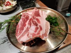 -草家酱蟹炭火烤肉店(珲春南路一店)