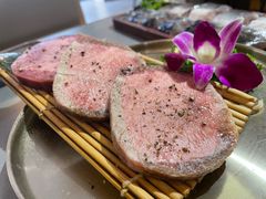 -围炉肉舍•炭烤活鳗•丹东海鲜烤肉(步行街店)