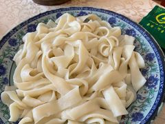 -维吾尔餐厅(宜山路店)