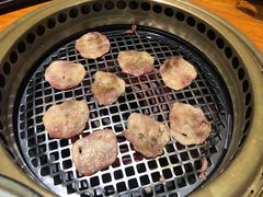 -肉魁屋·烧肉·烧鸟·酒场(高新店)