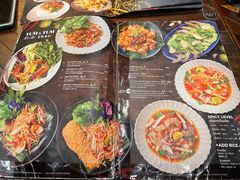 -KUB KAO' KUB PLA(Central World Plaza)