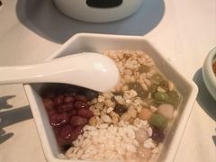 -江城小馆陕南妈妈菜·全球旅行餐厅(钟楼店)