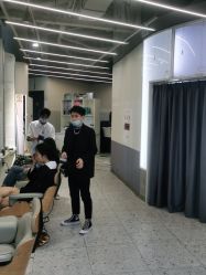 -PE SALON 
