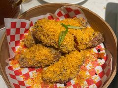 金蒜咸蛋黄鸡翅-避风塘·老港味餐厅(虹口龙之梦店)