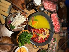 -巴卤社老火锅(财富店)